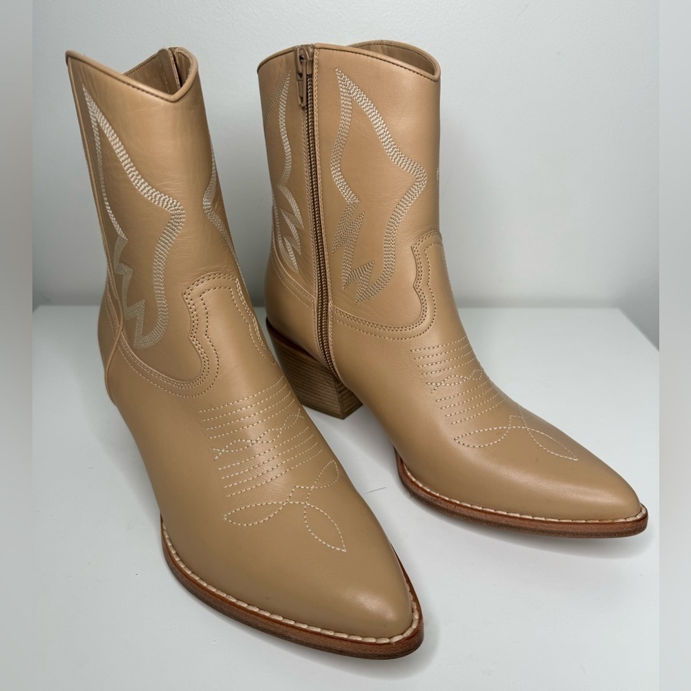 Valentino Garavani Calfskin Embroidered Texan Cowboy Ankle Boots - Size 39.5 - Picture 1 of 7